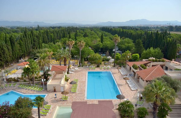 Camper dans le Var avec une piscine