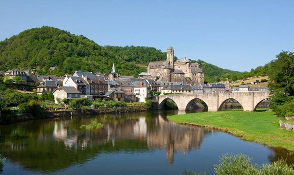 Explorer les meilleurs campings de l'Aveyron, France